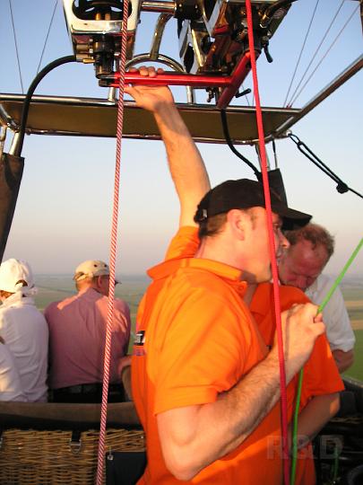 Ballonvlucht 24 mei 2007 (36).JPG